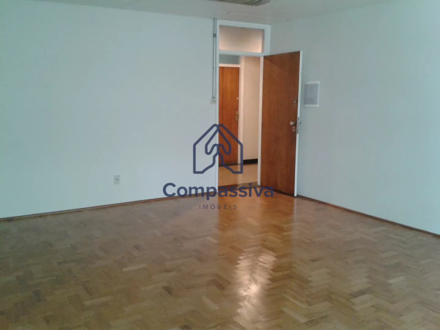 VENDE-SE Sala comercial